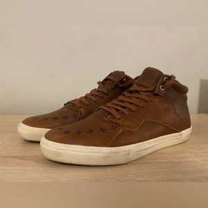 Diamond Supply Mid Top Shoes